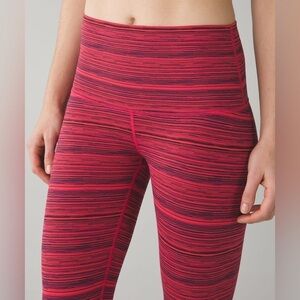 Lululemon Wunder Under Crop (Hi-Rise) size 6 - Cyber Boom Juice Alarming